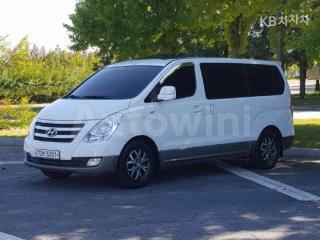 KMJWA37KBHU909212 2017 HYUNDAI  GRAND STAREX 웨건 11 SEATS 4WD MORDERN-0