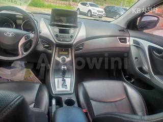 KMHDG41DBEU945071 2014 HYUNDAI AVANTE MD ELANTRA M16 GDI 에비뉴-4