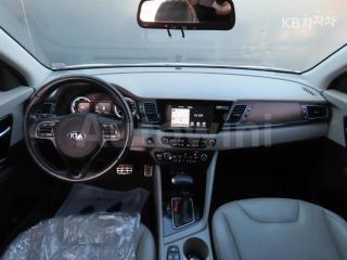 2017 KIA NIRO 1.6 NOBLESSE - 7