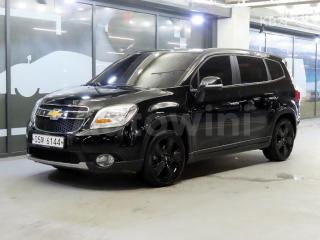 KLAYA75ADHK621108 2017 GM DAEWOO (CHEVROLET) ORLANDO LPG PERFECT BLACK-0