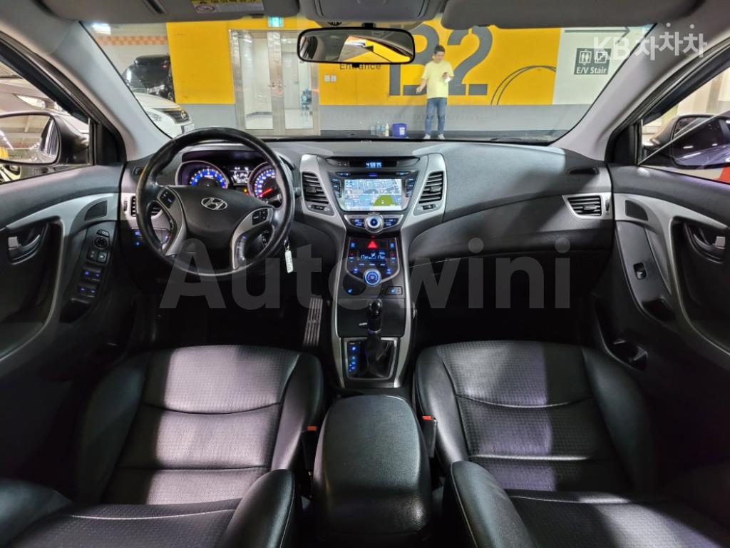2014 HYUNDAI AVANTE MD ELANTRA M16 GDI SMART - 17