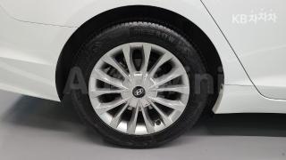 2016 HYUNDAI LF SONATA 1.7 DIESEL SMART SPECIAL - 16