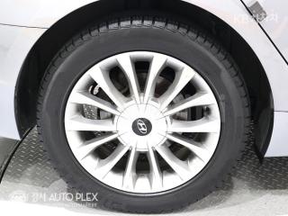 2016 HYUNDAI LF SONATA 2.0 SMART BASIC - 18