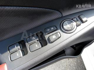 2011 HYUNDAI YF SONATA Y20 TOP 와인SPECIAL - 11