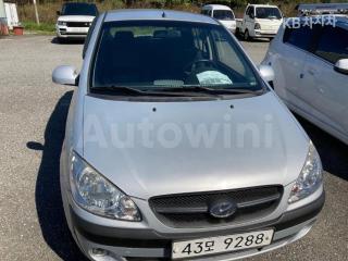 KMHBU51BBBU024861 2011 HYUNDAI  CLICK GETZ 1.6 DOHC W LUXURY-2