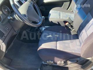 KMHBU51BBBU024861 2011 HYUNDAI  CLICK GETZ 1.6 DOHC W LUXURY-5