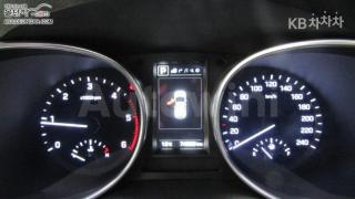 2017 HYUNDAI  MAXCRUZ DIESEL(E-VGT)R2.2 2WD EXCLUSIVE 6 SEATS - 7