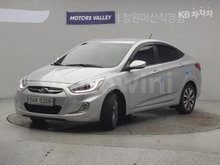 KMHCU41BEHU174851 2017 HYUNDAI ACCENT  1.4 VVT PREMIUM-1