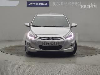 KMHCU41BEHU174851 2017 HYUNDAI ACCENT  1.4 VVT PREMIUM-2