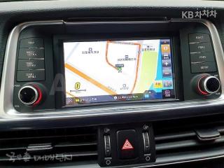 2016 KIA K5 2ND GEN OPTIMA 1.7 DIESEL MX LUXURY - 13