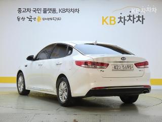 KNAGS415GJA236193 2018 KIA K5 2ND GEN OPTIMA 1.7 DIESEL MX PRESTIGE-3