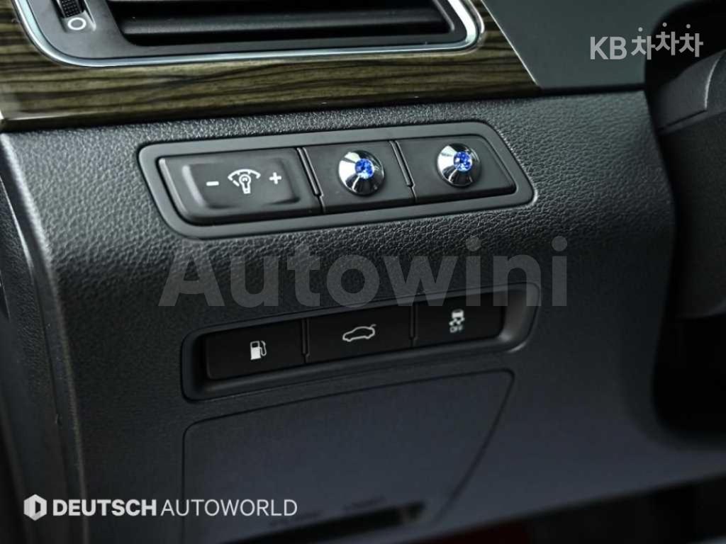 2016 HYUNDAI LF SONATA 1.7 DIESEL SMART - 17