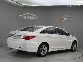 KMHEC41LBEA628084 2014 HYUNDAI YF SONATA THE BRILLIANT LPI MORDERN-3