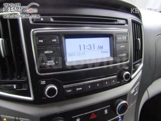 2017 HYUNDAI GRAND STAREX H-1 5 SEATS LPI VAN CVX LUXURY - 9