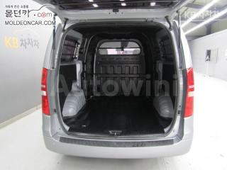 2017 HYUNDAI GRAND STAREX H-1 5 SEATS LPI VAN CVX LUXURY - 16