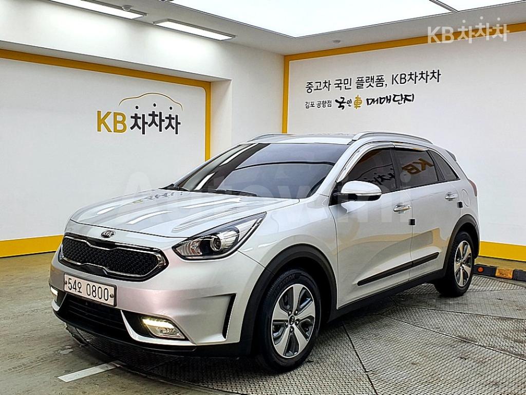 KNACB81CGHA000901 2017 KIA NIRO 1.6 PRESTIGE-0