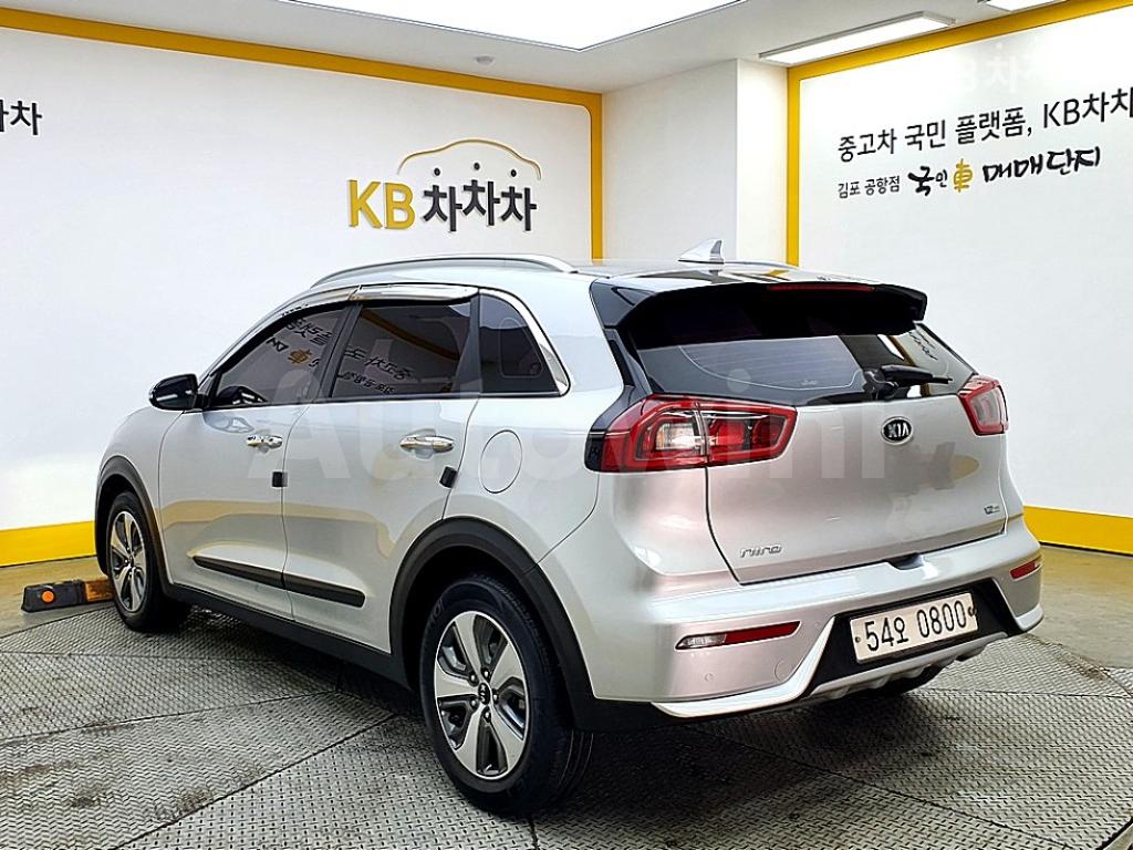 KNACB81CGHA000901 2017 KIA NIRO 1.6 PRESTIGE-3