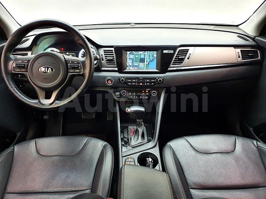 2017 KIA NIRO 1.6 PRESTIGE - 7