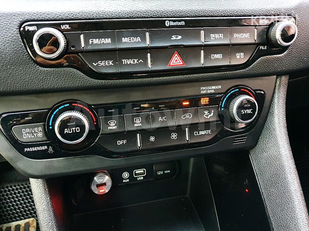 2017 KIA NIRO 1.6 PRESTIGE - 13