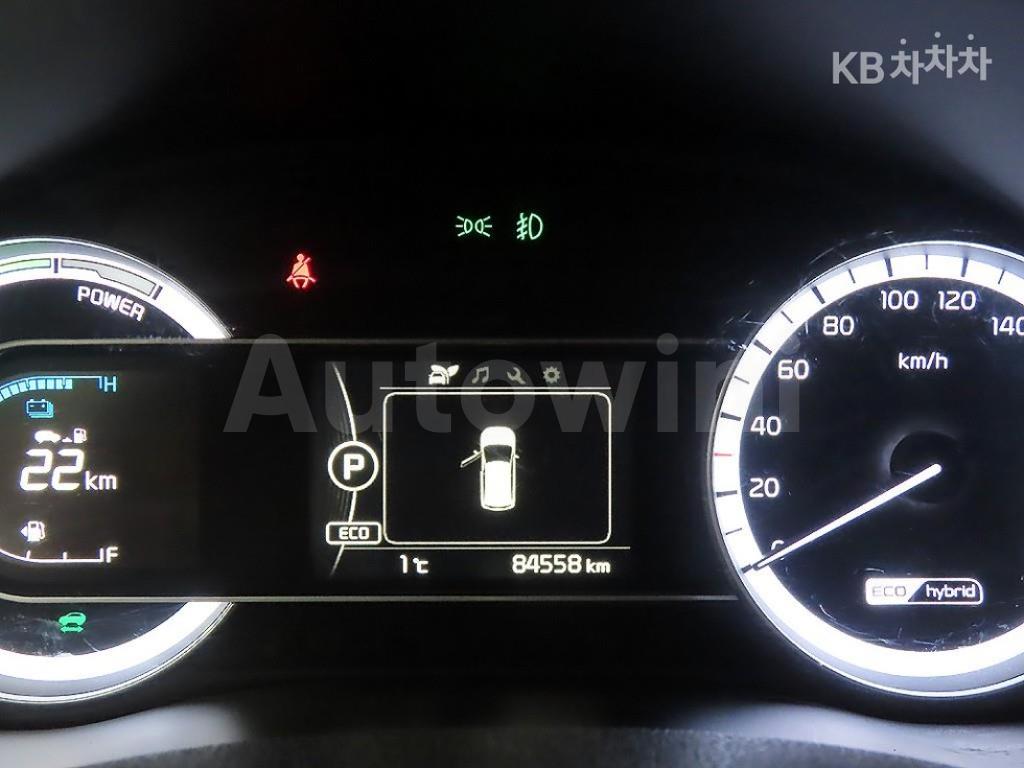 2017 KIA NIRO 1.6 PRESTIGE - 8