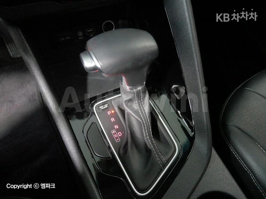 2016 KIA NIRO 1.6 PRESTIGE - 12
