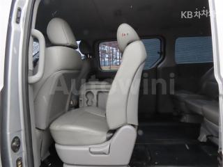 KMJWA37KBJU983995 2018 HYUNDAI  GRAND STAREX 웨건 12 SEATS SMART-5