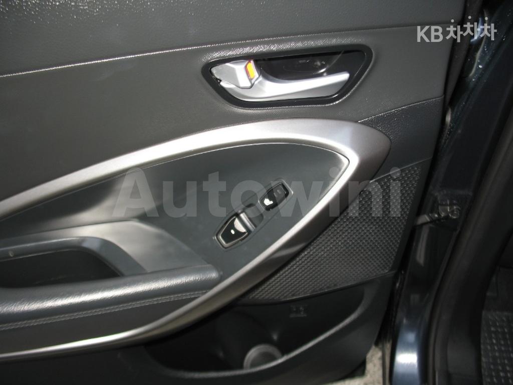 2016 HYUNDAI  MAXCRUZ DIESEL(E-VGT)R2.2 2WD EXCLUSIVE 6 SEATS - 7