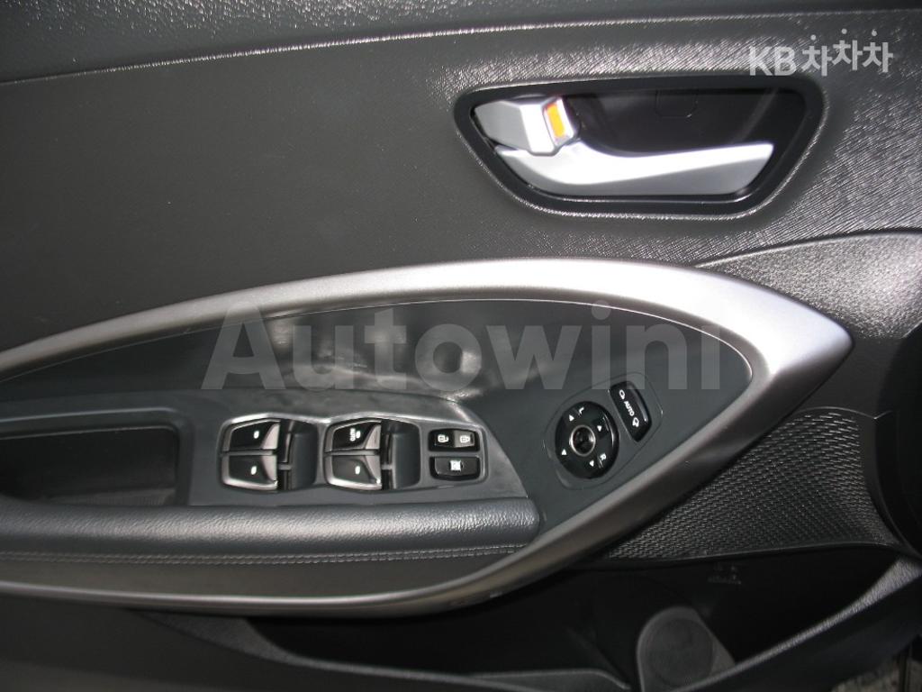 2016 HYUNDAI  MAXCRUZ DIESEL(E-VGT)R2.2 2WD EXCLUSIVE 6 SEATS - 10