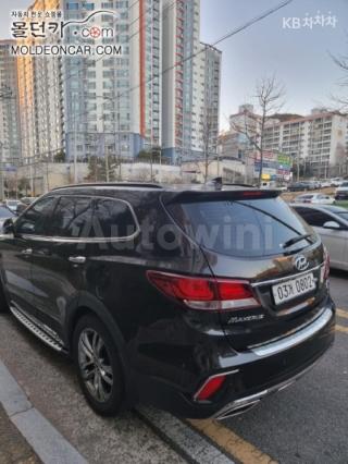 KMHSR81XDHU198473 2017 HYUNDAI  MAXCRUZ DIESEL(E-VGT)R2.2 4WD 파이니스트 EDITION 6 SEATS-5