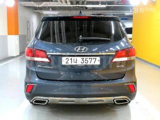 KMHSN81XBJU276421 2018 HYUNDAI  MAXCRUZ DIESEL(E-VGT)R2.2 2WD EXCLUSIVE 6 SEATS-2