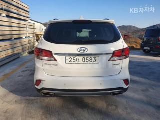 KMHSN81XBGU166131 2016 HYUNDAI  MAXCRUZ DIESEL(E-VGT)R2.2 2WD EXCLUSIVE SPECIAL 7 SEATS-4