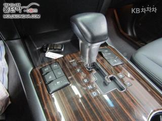 2019 KIA  MOHAVE BORREGO 4WD PRESIDENT 5 SEATS - 15