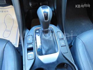 2015 HYUNDAI MAXCRUZ DIESEL(E-VGT)2.2 2WD EXCLUSIVE 6 SEATS BASIC - 11