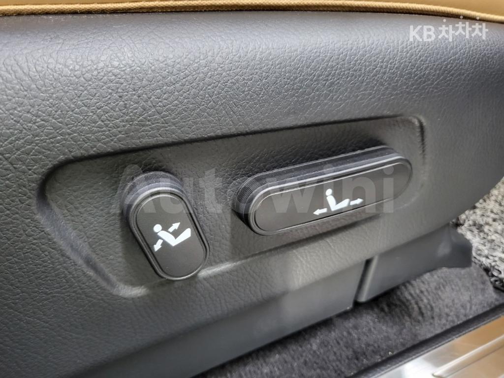2021 KIA THE MASTER 4WD DIESEL 마스터즈 - 28