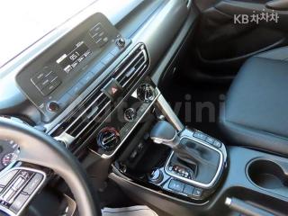 2021 KIA SELTOS 1.6 GASOLINE TURBO 2WD PRESTIGE - 11