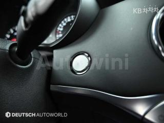 2019 KIA STINGER 3.3 TURBO 4WD GT - 19