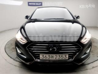 KMHE241AGJA368091 2018 HYUNDAI SONATA RISE 1.7 DIESEL SMART-3