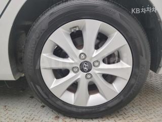 2017 HYUNDAI ACCENT  1.4 VVT MORDERN - 10