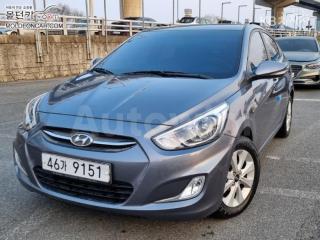 KMHCT41BEHU275640 2017 HYUNDAI ACCENT  1.4 VVT MORDERN-0