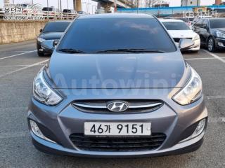 KMHCT41BEHU275640 2017 HYUNDAI ACCENT  1.4 VVT MORDERN-1