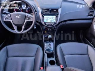 2017 HYUNDAI ACCENT  1.4 VVT MORDERN - 10