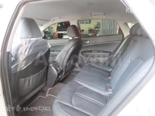 2016 KIA K5 2ND GEN OPTIMA 1.7 DIESEL MX PRESTIGE - 9