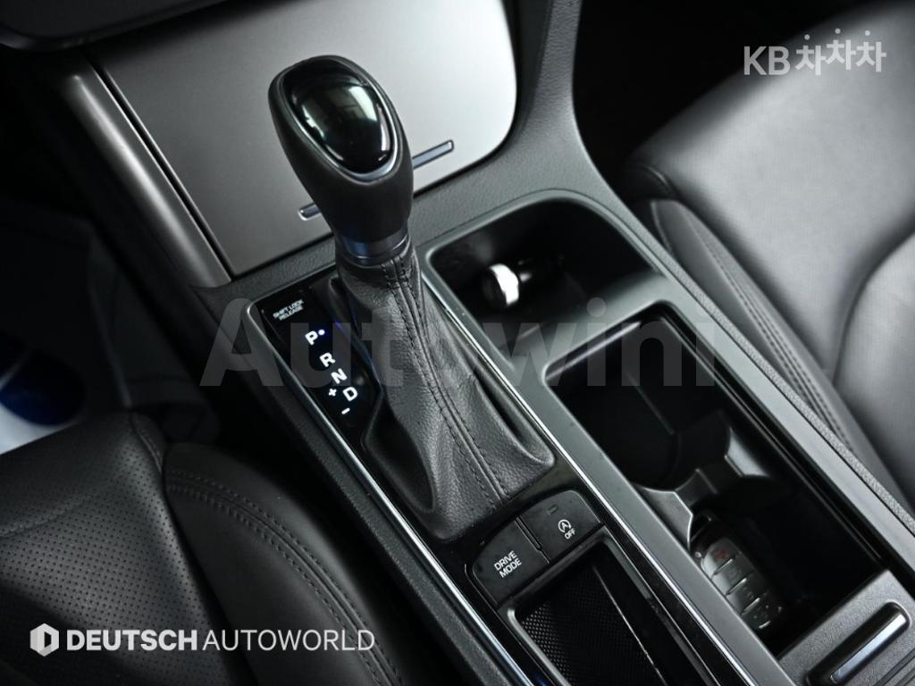 2016 HYUNDAI LF SONATA 1.7 DIESEL SMART - 9