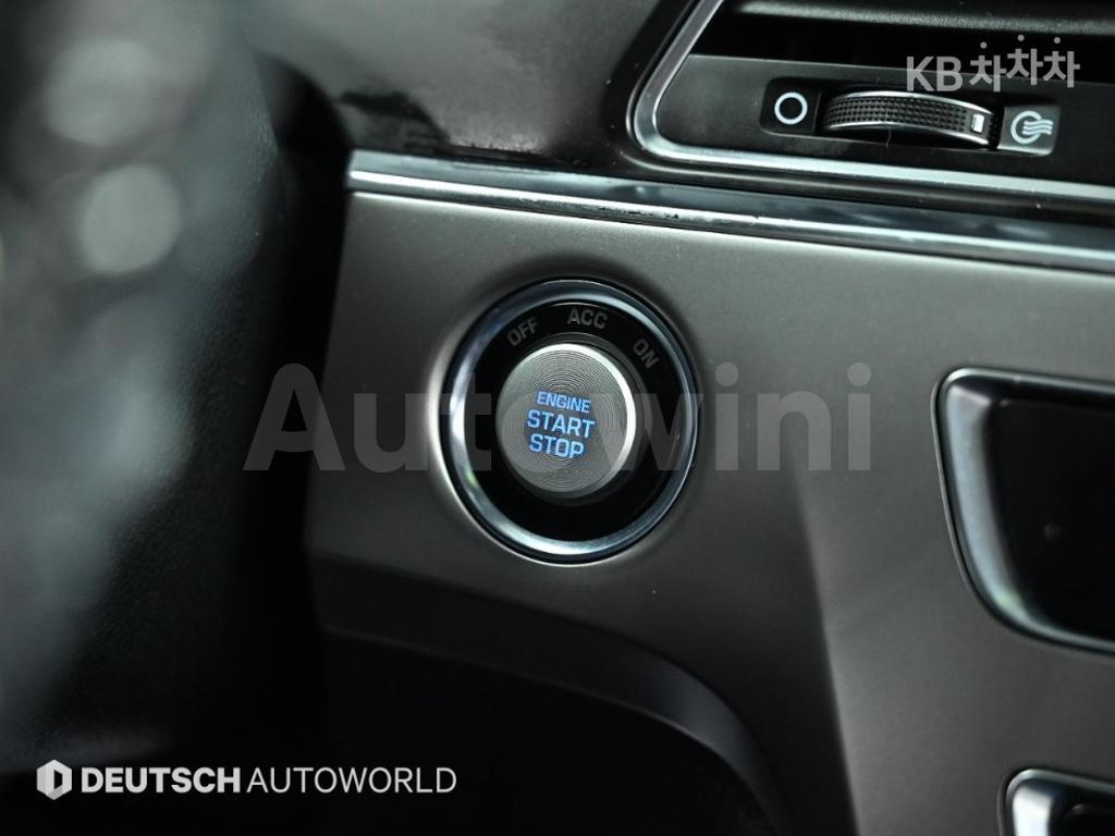 2016 HYUNDAI LF SONATA 1.7 DIESEL SMART - 19