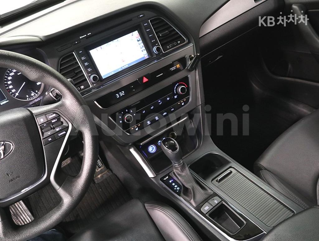 2016 HYUNDAI LF SONATA 1.7 DIESEL STYLE - 13