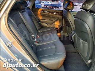 2016 HYUNDAI LF SONATA 1.7 DIESEL SMART - 18