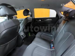 2016 HYUNDAI LF SONATA 1.7 DIESEL SMART - 13