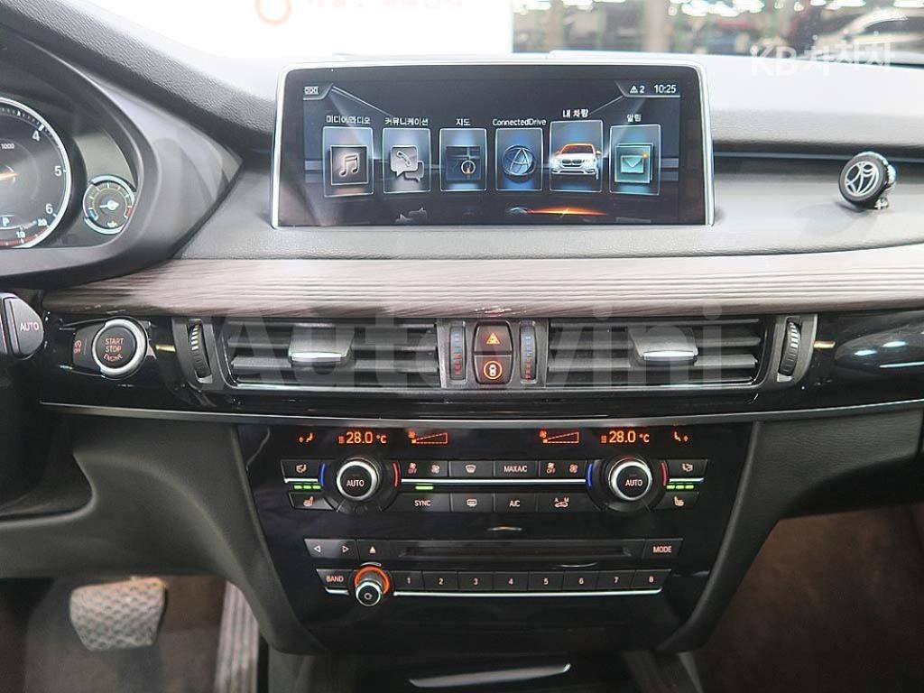 2017 BMW X5 F15  XDRIVE 30D BASIC - 9