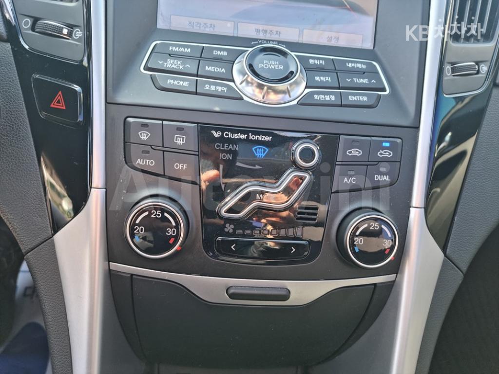 2011 HYUNDAI YF SONATA Y20 PREMIER LUXURY - 18