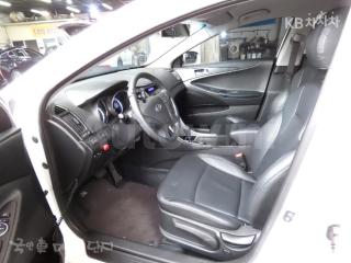 2011 HYUNDAI YF SONATA LPI LUXURY(장애인용) - 8